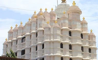 Demonetisation: Donations at Mumbai's Siddhivinayak Temple shoot up by 50% Image: Darwininan/Wikipedia