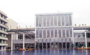 EIH to spend Rs 325 cr in renovating Oberoi Delhi Oberoi Hotel