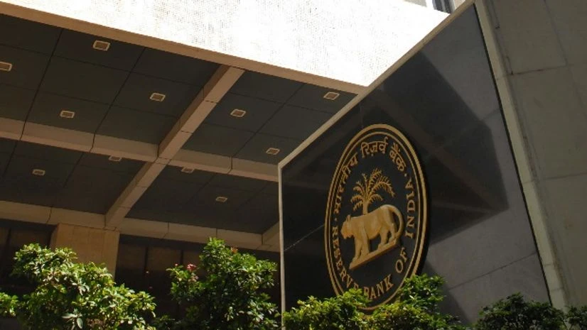 Outside RBI Headquarters in Mumbai.? Photo: Kamlesh Pednekar Outside RBI Headquarters in Mumbai.? Photo: Kamlesh Pednekar