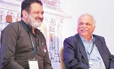 Invest Karnataka 2016: India's Silicon state signs 147 projects for Rs 1.33 lakh cr Mohandas Pai, R V Deshpande