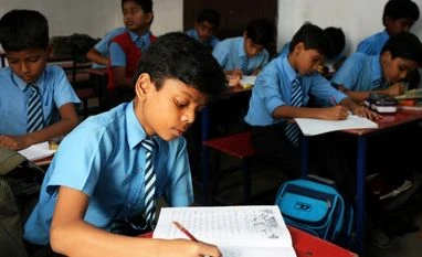 Uttar Pradesh Board declares Class 10 & Class 12 results 2017 Palenque / Shutterstock.com
