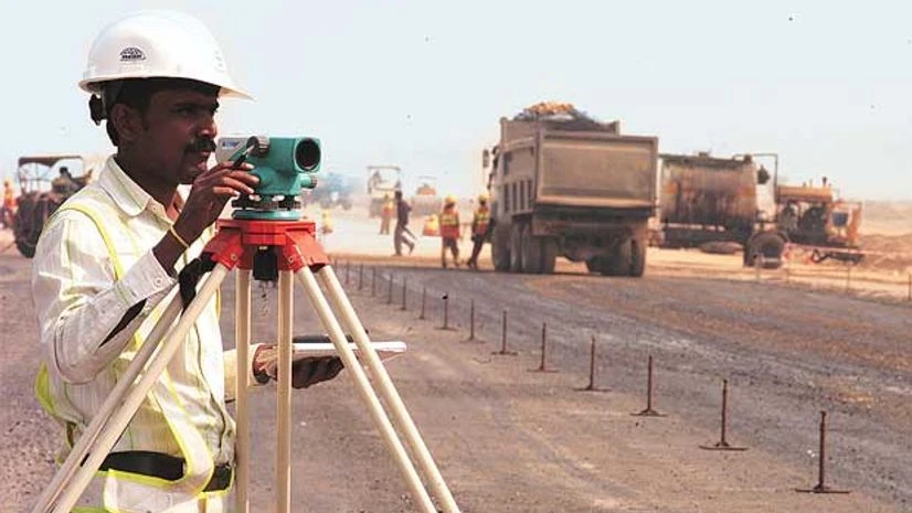 Highway building rose during Apr-Dec 2015 Highway building rose during Apr-Dec 2015