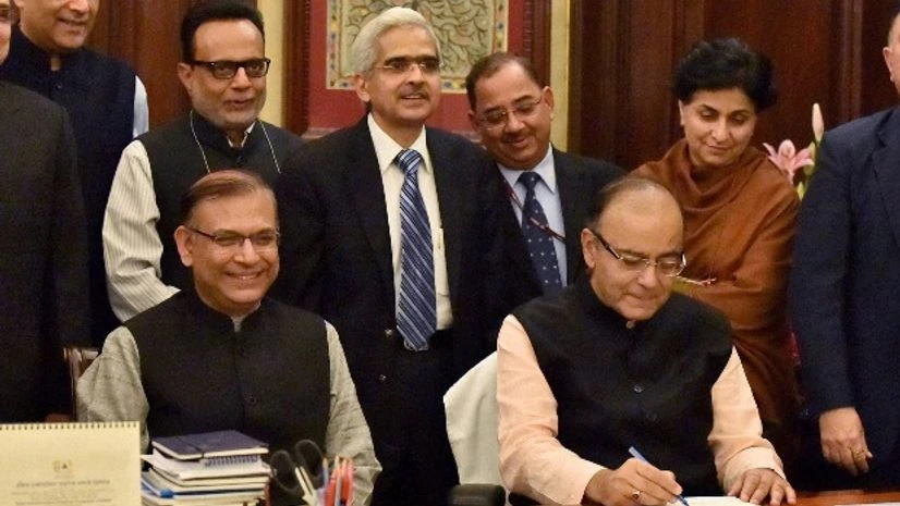Union Minister for Finance, Arun Jaitley giving final touches to the Union Budget as MoS Finance Jayant Sinha and his full budget team look on at North Block in New Delhi Union Minister for Finance, Arun Jaitley giving final touches to the Union Budget as MoS Finance Jayant Sinha and his full budget team look on at North Block in New Delhi