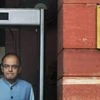 Finance Minister Arun Jaitley leaves  from North Block to meet President before presenting the Union Budget 2016-17, in New Delhi