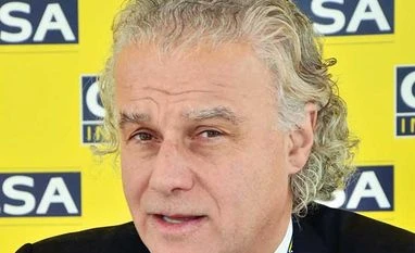 Time for govt to sort out mess in PSBs, says Chris Wood Global factors hold key