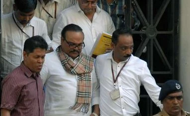 Man raises slogans near Bhujbal's car to not oppose Maratha quota agitation NCP, Chhagan Bhujbal