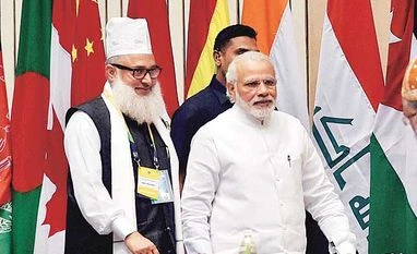 None of Allah's 99 names stands for violence, says Modi as he praises Islam at Sufi meet Prime Minister Narendra Modi arrives at the opening ceremony of the World Sufi Forum at Vigyan Bhawan in New Delhi on Thursday