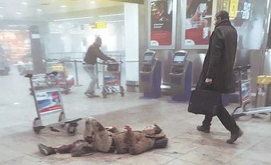 US issues travel warning over Europe summer attacks Brussels attacks: IS claims responsibility; toll at least 30