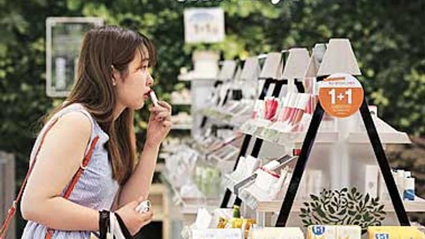 Seoul searching for glowing skin Seoul searching for glowing skin