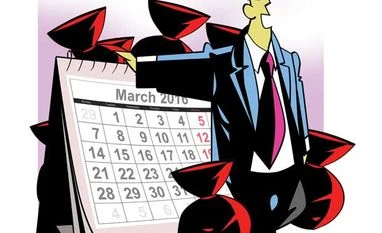 Cash levels with global investors at 15-year high: BofA Cash levels with global investors highest in 15 years: BofA-ML