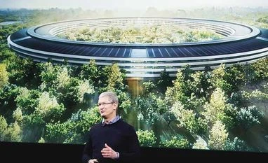 US Justice dept cracks iPhone code, drops case US Justice dept cracks iPhone code, drops case