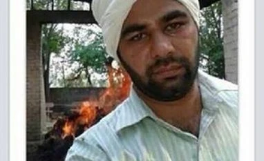 From hijacking to funerals to Obama & world leaders: Selfies have a universal appeal