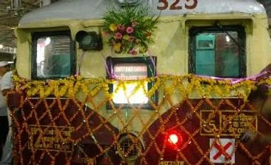 Rs 10,000 for a ride on the last DC local tomorrow Direct Current train