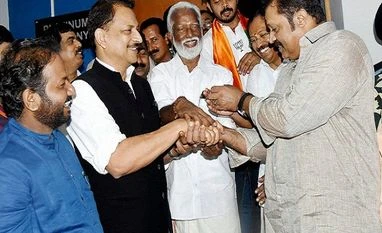 BJP fails to make inroads into Kerala again despite Sabarimala agitation Malayalam actor Suresh Gopi with Union Minister and BJP leader Rajiv Pratap Rudy, party candidates Kummanam Rajasekharan, V Muraleedharan, and S Sreesanth after launching the BJP election campaign at Kalabhavan Theatre in Thiruvananthapuram