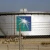 An oil tank is seen at the Saudi Aramco headquarters during a media tour at Damam city November 11, 2007. REUTERS/ Ali Jarekji/Files
