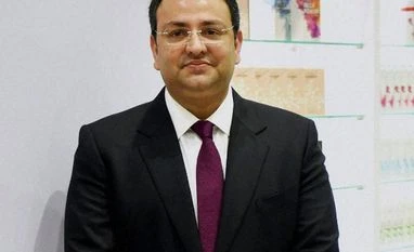 Tata Group enters e-commerce market with apparel, electronics website Chairman of Tata group, Cyrus Mistry at the launch of thier e-commerce platform 'Tata Cliq' in Mumbai