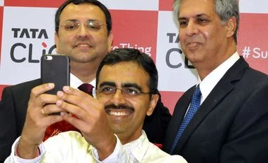 With CLiQ, Tatas log on to e-commerce boom Cyrus P Mistry, Chairman, Tata Sons, Ashutosh Pandey, CEO, TataCLiQ and Noel Tata, Chairman, Trent Ltd & MD, Tata International at the Launch of TataCLIQ in Mumbai on May 27, 2016. (Photo: Suryakant Niwate)