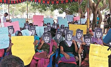 Jobless students seek govt help in L&T Infotech case Students protest 'unexpected' move near Chennai's Infotech City on Monday