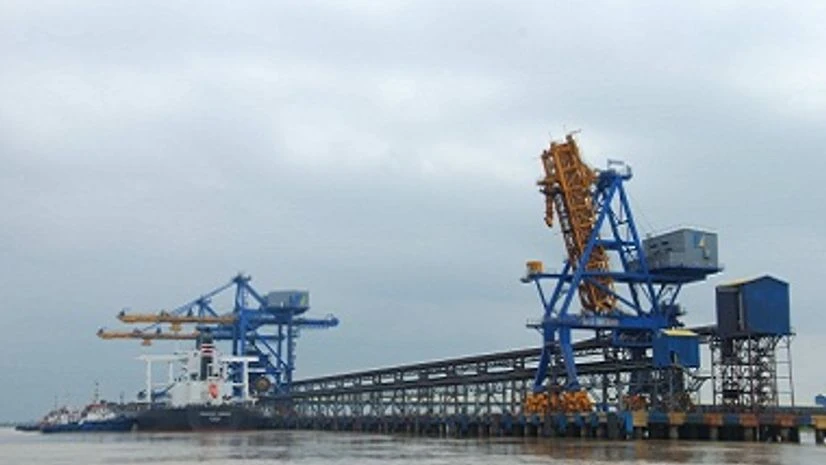 Dhamra port cargo down 5% in FY16 Dhamra port cargo down 5% in FY16