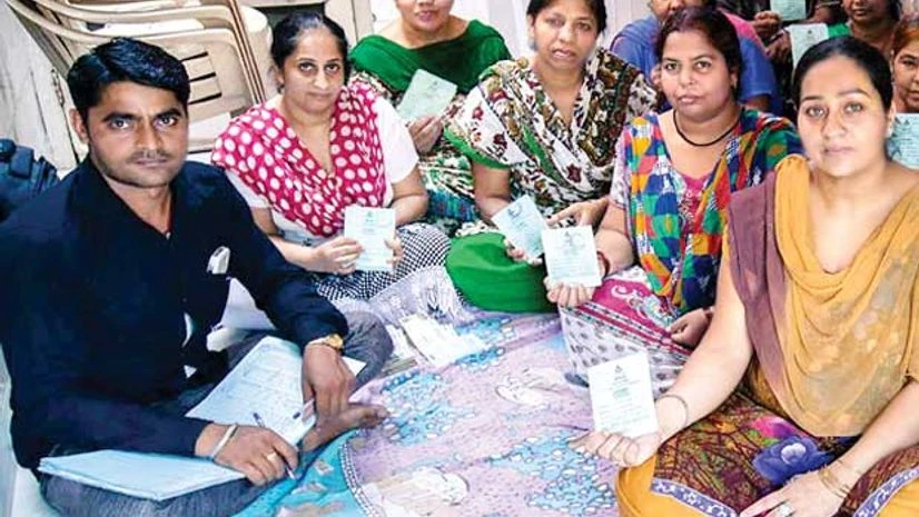 Bandhan Bank straddles the urban-rural divide Bandhan Bank straddles the urban-rural divide