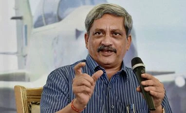Mines to be auctioned to solve mining industry crisis by Dec end: Parrikar Manohar Parikkar