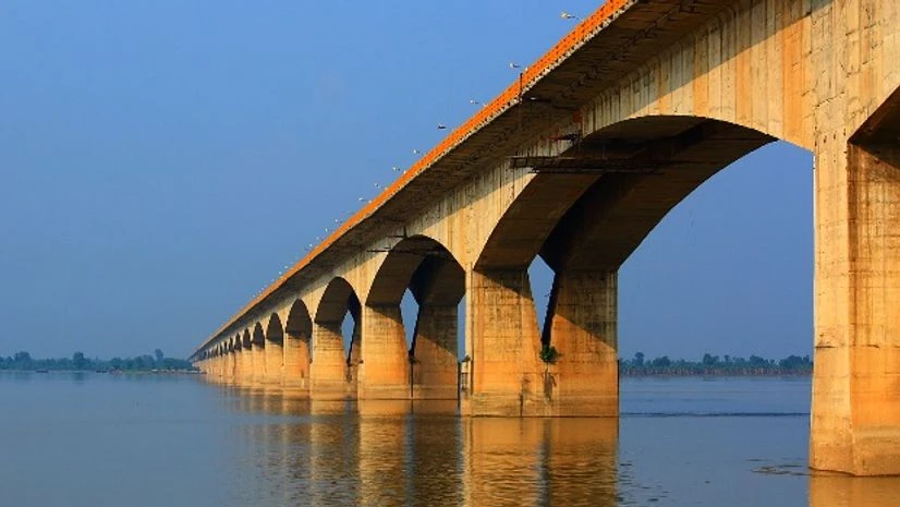Mahatama Gandhi Setu bridge in Patna (Photo: Wikipedia) Mahatama Gandhi Setu bridge in Patna (Photo: Wikipedia)
