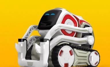 A robot with personality: Anki's Cozmo mixes humour, animation and AI Cozmo