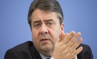 Europe must protect itself against Chinese steel exports: German minister German Economy Minister Sigmar Gabriel. Photo: Reuters