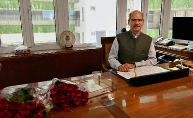 Pro-industry legacy might pit the conservationist against conservationists New environment minister Anil Madhav Dave takes charge at Paryavaran Bhawan in New Delhi