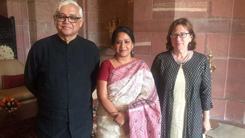 Amitav Ghosh and his wife, Deborah Baker, with President Pranab Mukherjee and his daughter Sharmistha Mukherjee (Image source: Twitter) Amitav Ghosh and his wife, Deborah Baker, with President Pranab Mukherjee and his daughter Sharmistha Mukherjee (Image source: Twitter)