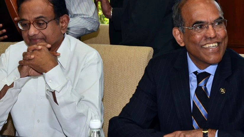 Duvvuri Subbarao with P Chidambaram Duvvuri Subbarao with P Chidambaram