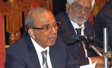 Exide to spend Rs 1,400 cr to bring world-class technology on board (From left) G Chatterjee, MD & CEO, and R G Kapadia, chairman, Exide Industries Limited, at the company's 69th annual general meeting in Kolkata (Pic: Subrata Majumder)