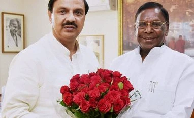Puducherry CM says Centre silent on requests for funds to fight Covid Minister of State for Culture and Tourism (Independent Charge), Mahesh Sharma shares greetings with Chief Minister of Puducherry, V. Narayanasamy