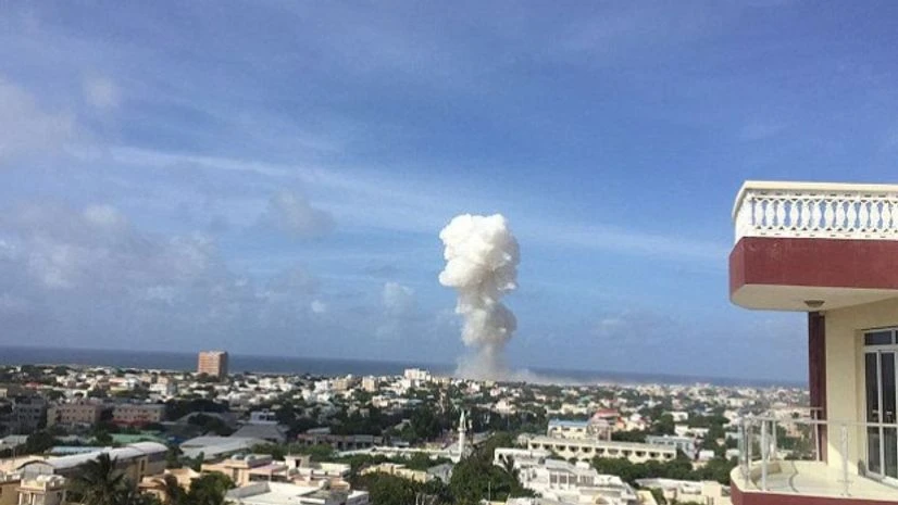 Somalia: Suicide car bomb at UN mine offices kills 10 Somalia: Suicide car bomb at UN mine offices kills 10