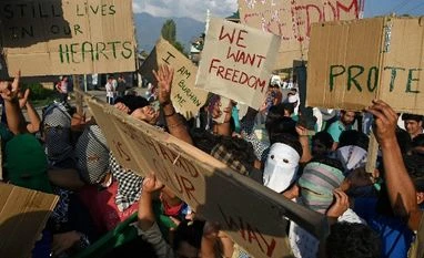 Life remains paralysed in Kashmir, restrictions continue Life remains paralysed in Kashmir, restrictions continue