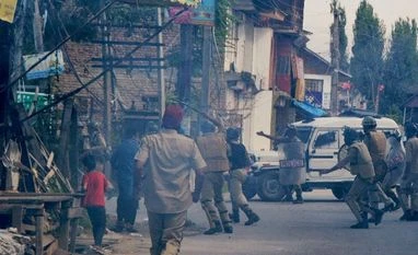 Kashmir unrest: Four protestors killed in Budgam, death toll reaches 64 Police in action against the protesters who defied curfew and tried to march to Hazratbal Shrine at Nati Pora in Srinagar