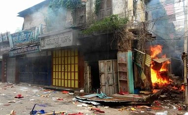 India witnessed over 10,000 cases of communal clashes during 2004-17: Govt Shops torched by angry protestors after clashes between two communities in Chhapra, Saran district of Bihar.