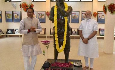 Narendra Modi, Shivraj Singh Chouhan Narendra Modi, Shivraj Singh Chouhan