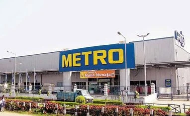 METRO ahead in store race METRO