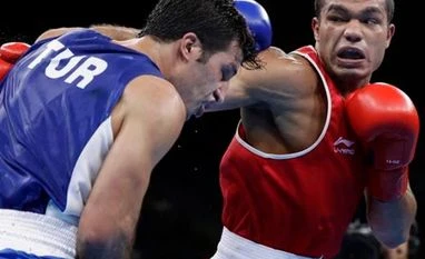 Vikas, Simranjit enter final of Asian Qualifiers; bronze for Amit, Mary Kom Vikas Krishan waltzs into 75kg middleweight quarterfinals defeating Onder Sipal