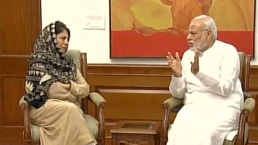 J&K CM Mehbooba Mufti meets PM Narendra Modi J&K CM Mehbooba Mufti meets PM Narendra Modi