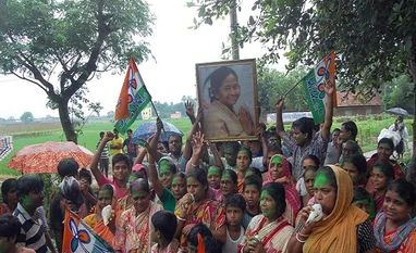 Singur verdict is victory of the masses : TMC Photo: Subrata Majumder