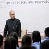 President Pranab Mukherjee teaching students in a class at a Government School on the occasion of Teacher's Day