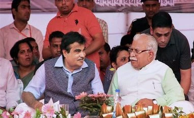 Nitin Gadkari lays foundation stones for new underpasses, flyovers in Gurugram Union Minister for Transport and Highways Nitin Gadkari and Chief Minister of Haryana Manohar Lal Khattar