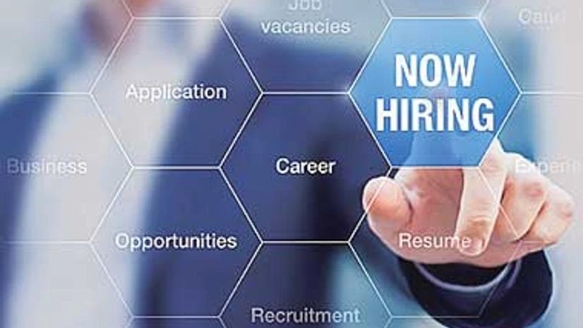 Online hiring in banking and finance registers 30 per cent Y-o-Y growth Online hiring in banking and finance registers 30 per cent Y-o-Y growth