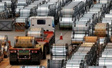 Assocham urges govt to ease cash limits for logistic fleet operators ASSOCHAM urges govt to ease cash limits for logistic fleet operators