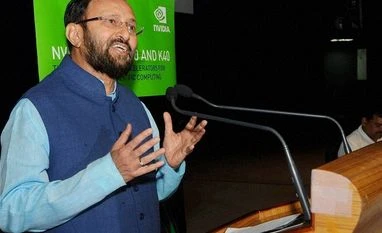 Govt to reintroduce compulsory class X board examination for CBSE schools from 2017-18 Prakash Javadekar