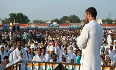 'Selfie machine' PM Modi doesn't know how to hold broom: Rahul Gandhi Rahul Gandhi