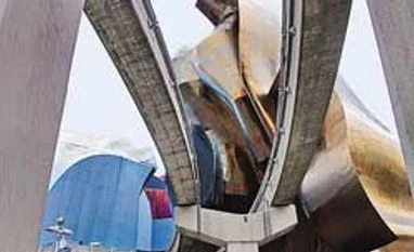 Gum and guitar The EMP building