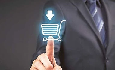 Fresh firing starts between Flipkart and Amazon Race on as e-tailers eye $1.5 bn in festive sales